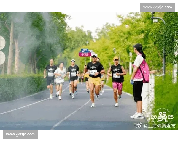 小上马燃情开跑 3000 亲子解锁滨江活力赛道 小上马燃情开跑 3000 亲子解锁滨江活力赛道