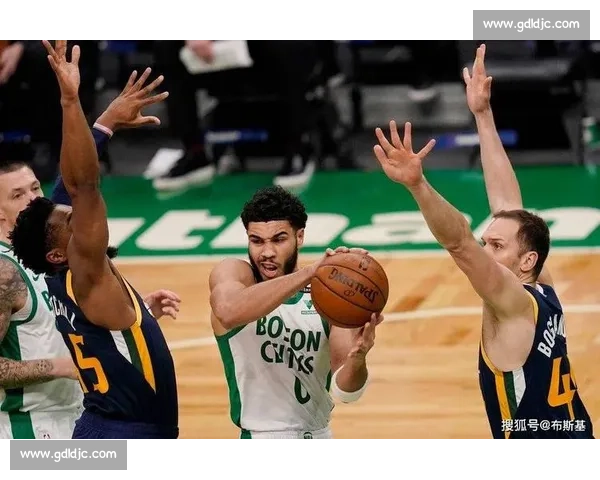 塔图姆术后穿保护靴启动力量训练：科学康复与冠军基因的双重博弈