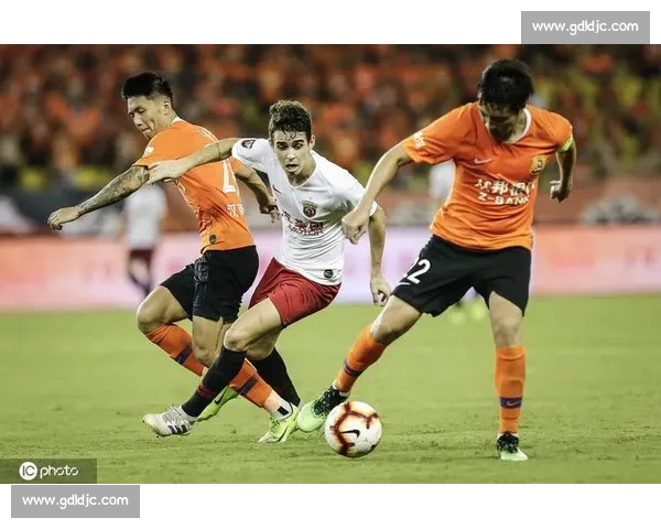 贝游击对阵奥林匹亚的巅峰较量与战术博弈前瞻分析赛场走势深度解读